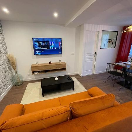 Le Jardin Niortais - Hyper Centre- Proche Gare - Paisible - Grand Jardin Prive, Wifi Hd -Netflix 아파트 외부 사진